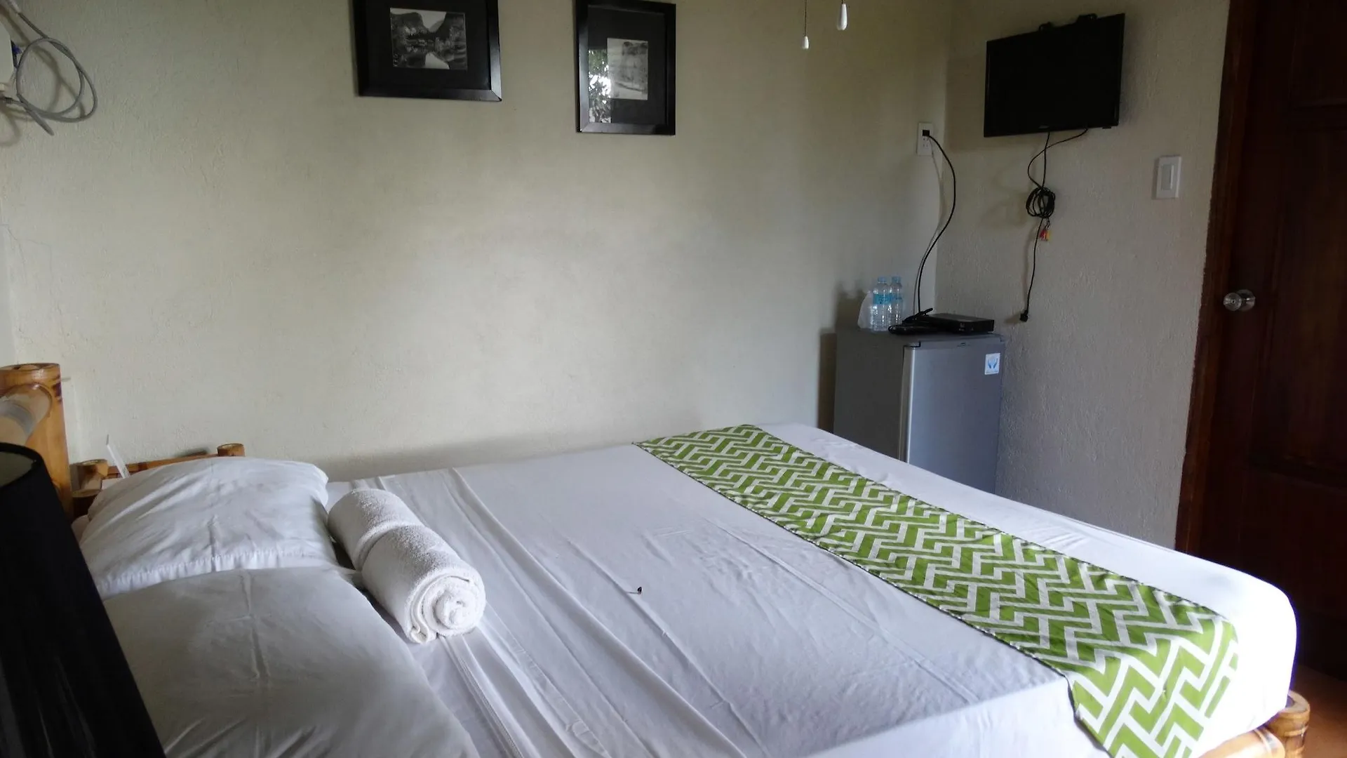 Villa De Gloria Tabalong 2*,  Philippines